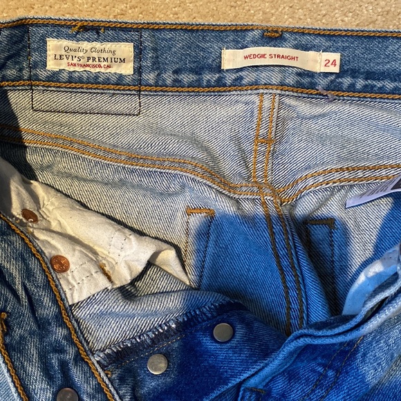 LEVIS - Picture 3 of 3